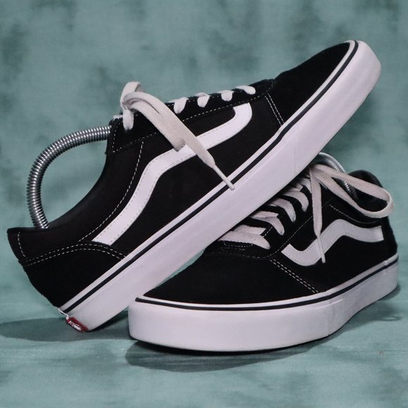 Vans Shoes - Vans Ward Women's Shoes Size 11